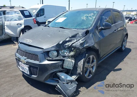 2016 Chevrolet Sonic Rs Auto из США, поврежденный, VIN 1G1JG6SB0G4118983